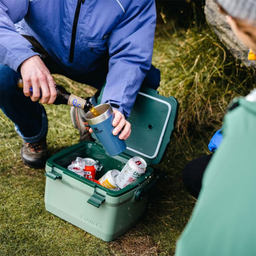 کول باکس استنلی مدل Easy Carry Lunch گنجایش 6.6 لیتر