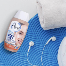 ضد آفتاب رنگی پیکسل با SPF50 مناسب پوست‌‌ های خشک و حساس
