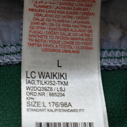 شورت پادار مردانه ال سی وایکیکی مدل W3GM32Z8 به همراه جوراب