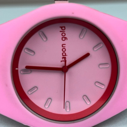 ساعت عقربه ای زنانه طرح آیس مدل Japon Gold رنگ صورتی