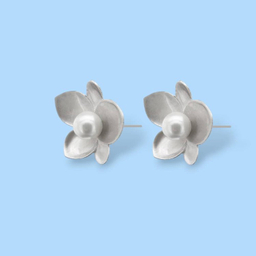 گوشواره نقره زنانه مدل نیلوفر مروارید کد 332