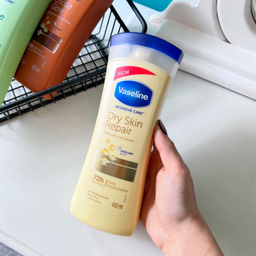 لوسیون بدن وازلین مدل Dry Skin Repair حجم 400 میلی لیتر