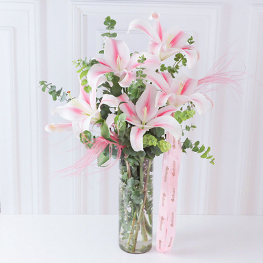 گلدان گل طبیعی گل بازار مدل لیلیوم رادین