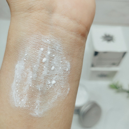 کرم مرطوب کننده ایمجز مدل شیر گاو وزن 80 گرم