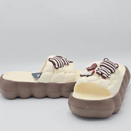 دمپایی زنانه زیتون مدل سارا 421700 رنگ کرم قهوه ای