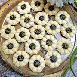 کاتر فشاری شیرینی پزی به گز مدل گل فلورا مجموعه 2 عددی