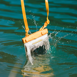 کاور شناور و ضد آب گوشی نیچرهایک مدل Waterproof Floating Phone bag کد BS015