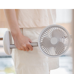 پنکه رومیزی ای آی سو لاو مدل F5P ظرفیت 4000 میلی آمپر ساعت