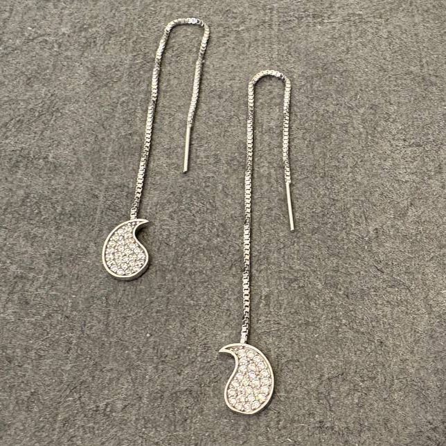 گوشواره نقره زنانه گیرا مدل بخیه G0666