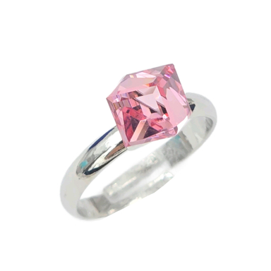 انگشتر زنانه طرح سواروسکی مدل مکعب کد swarovski99