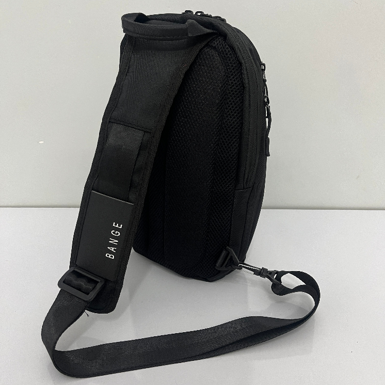 کیف کراس بادی مردانه طرح بنج مدل 7566 کد 02