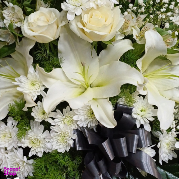 باکس گل طبیعی گلی کد 20098 رنگ سفید