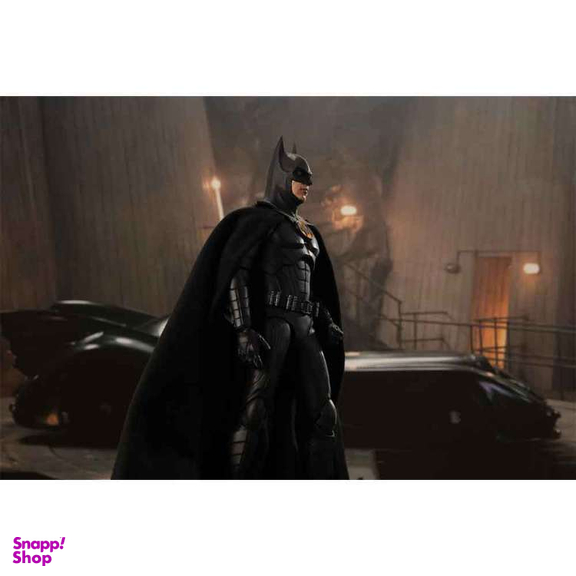 اکشن فیگور بندای مدل بتمن مایکل کیتون مدل The Batman Michael Keaton S.H.Figuarts