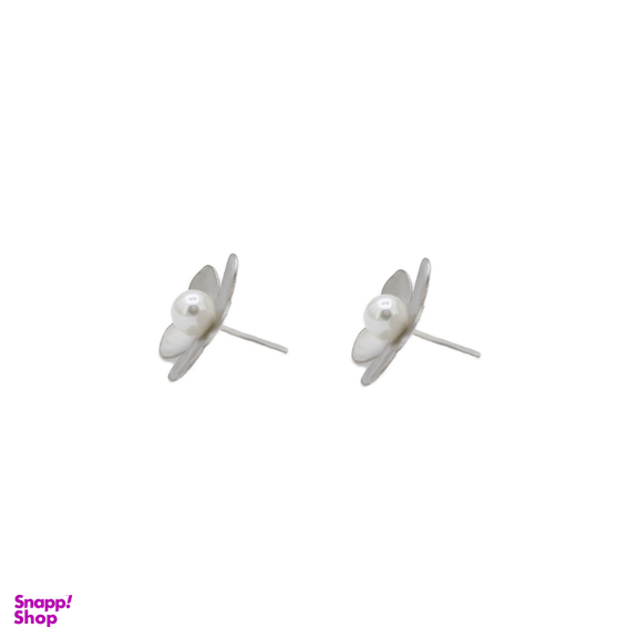 گوشواره زنانه مدل بابونه همراه مروارید مات کد 332