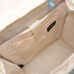 کوله پشتی نشنال جئوگرافیک مدل N25300 ESSENTIAL به همراه جامدادی