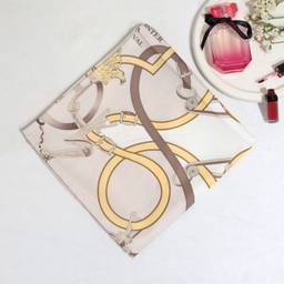 روسری زنانه آنالیا مدل ابریشم دور دست دوز کد 6057