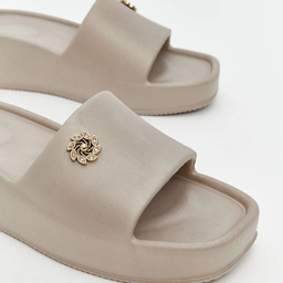 دمپایی زنانه ال سی وایکیکی مدل Butterfly