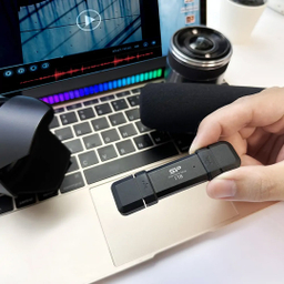 حافظه SSD اکسترنال سیلیکون پاور مدل DS72 ظرفیت 1 ترابایت