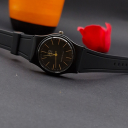 ساعت عقربه ای زنانه طرح کیو اند کیو مدل اسپرت 02