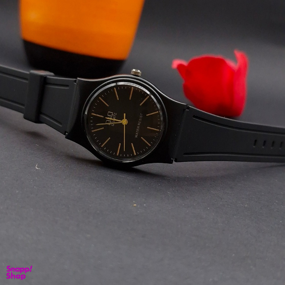 ساعت عقربه ای زنانه طرح کیو اند کیو مدل اسپرت 02