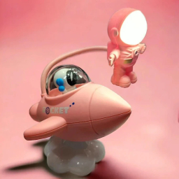 چراغ مطالعه مدل فضانورد کد 012