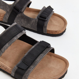 صندل مردانه ال سی وایکیکی مدل Gunller