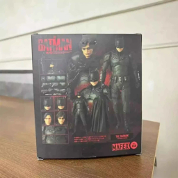 اکشن فیگور مافکس بتمن طرح Batman Robert Pattinson