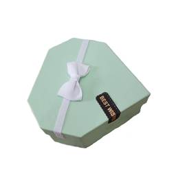 جعبه هدیه مدل قلبی چند ضلعی کد 313030