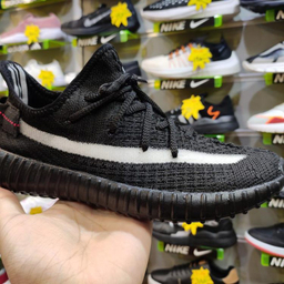 کفش پیاده روی مدل ایزی 350 کد 018 رنگ مشکی