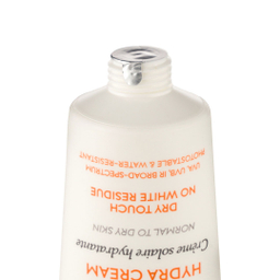 کرم ضد آفتاب Spf50 درماتیپیک مدل Hydra بی رنگ مناسب پوست خشک حجم 50 میلی لیتر