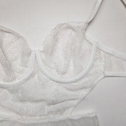 لباس خواب زنانه برتا مدل بادی توری