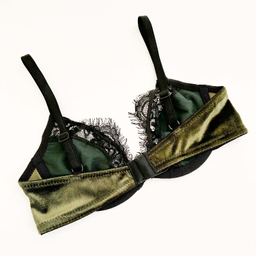 ست شورت و سوتین زنانه نوشه پوش مدل فنردار توری کد 85003 رنگ سبز زیتونی