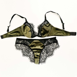ست شورت و سوتین زنانه نوشه پوش مدل فنردار توری کد 85003 رنگ سبز زیتونی