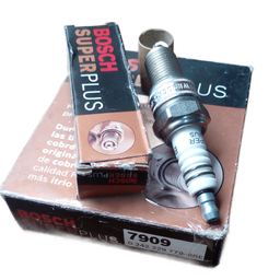 شمع خودرو بوش کد 7909 بسته 4 عددی