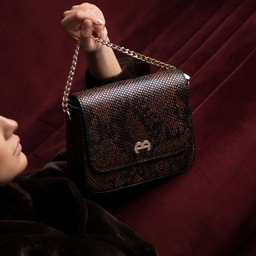 کیف دوشی زنانه منط مدل F117 کد 17468