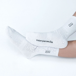 جوراب ساق بلند مردانه زیگ مدل Follow