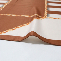 روسری زنانه آنالیا مدل ابریشم دست دوز طرح زنجیری کلاسیک کد ana-2821