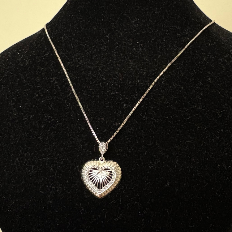 گردنبند نقره زنانه گیرا مدل قلب کد G1034