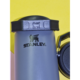 تراول ماگ استنلی مدل Flip Straw Tumbler گنجایش 887 میلی لیتر