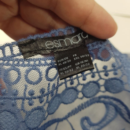 تاپ زنانه اسمارا کد 78546 مدل دانتل رنگ آبی