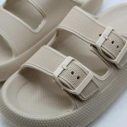 دمپایی سگکی زنانه و مردانه مدل کاسپین رنگ شیری