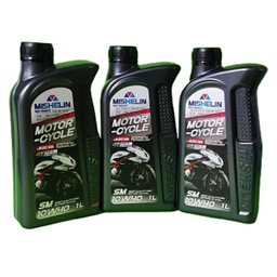 روغن موتورسیکلت میشلن اویل مدل 10W40 حجم 1 لیتر بسته 3 عددی