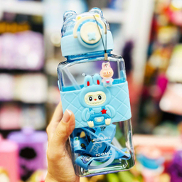 قمقمه مدل لبوبو حجم 650 میلی لیتر به همراه آویز شب تاب مجموعه 2 عددی