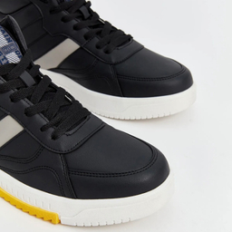 نیم بوت مردانه ال سی وایکیکی مدل Torrk374