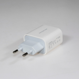 شارژر دیواری کینگ استار مدل KW242PD