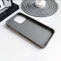 قاب موبایل طرح مشبک مناسب اپل iPhone 16 Pro Max