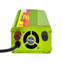 اینورتر 12 به 220 ولت شارژر دار مدل Inverter FA-1000C ظرفیت 1000 وات