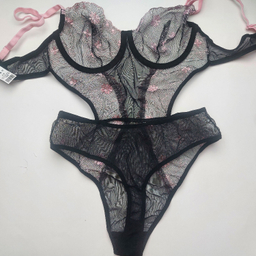 بادی زنانه برتا کد 2300BS رنگ مشکی