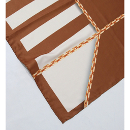 روسری زنانه آنالیا مدل ابریشم دست دوز طرح زنجیری کلاسیک کد ana-2821