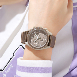 ساعت مچی اسکمی مدل 1982 رنگ خاکی